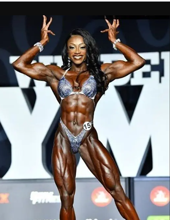 Female Bodybuilder & Bicep loves to show it at any social gathering.